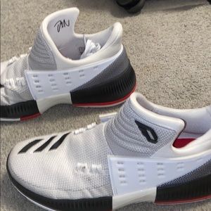 Adidas Dame 3